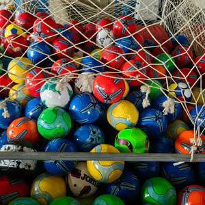 Balón de Fútbol Oficial Personalizable Antideslizante y sin Costuras - Uso Duradero en Interiores/Exteriores - Product Image 6