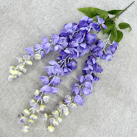 Vente en gros de lustre à 3 têtes en faux fleurs de glycine en soie fabricant de fleurs de glycine pour décoration de mariage mur de glycine