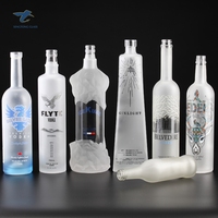 Bouteilles en verre flint de divers types pour la vodka, le whisky, le brandy, la tequila – Vente chaude, populaires, prix abordable