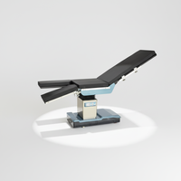 Table d'opération chirurgicale professionnelle en fibre de carbone radiotransparente compatible avec les systèmes de navigation et d'imagerie C-arm orthopédiques électriques, certifiée CE