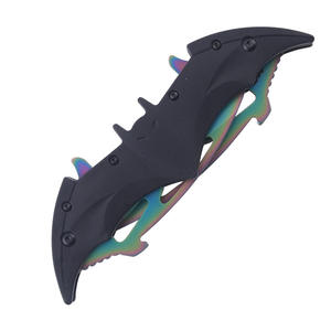 Venta al por mayor de acero inoxidable para adultos Batmen juguete murciélago volador cuchillo plegable titanizado oro Arco Iris EDC bolsillo Camping cuchillo creativo - Product Image 6