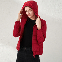 Vente en gros d'usine chinoise manteau d'extérieur d'hiver avec logo personnalisé vestes à capuche rembourrées en duvet à manches longues pour femmes