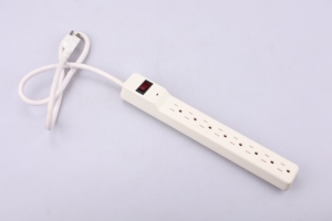 Striscia di protezione da sovraccarico a spina piatta 980J 3 SPD ciabatta con protezione da sovratensione con indicatore luminoso - Product Image 3