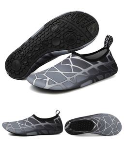 Su içinde yalınayak yüzme için uygun, çabuk kuruyan yumuşak tabanı ile plaj yürüyüş ayakkabıları. Özelleştirilebilir toptan mevcut - Product Image 3