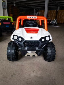 Coche de juguete para niños Nuevo juguete para niños Cuatro ruedas con música, arranque con un clic, coche de juguete todoterreno - Product Image 6