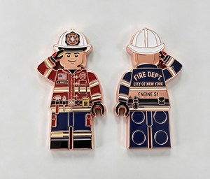 Moneda Conmemorativa Personalizada Estilo LEGO de Bombero, Moneda Coleccionable 3D de Nueva York con Esmalte Suave, Moneda de Saludo al Bombero - Product Image 3