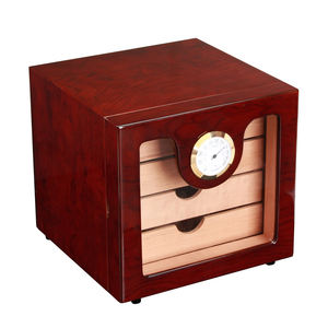 Humidor de Puros de Alta Gama en Madera de Cedro <span class=keywords><strong>Español</strong></span> con Bandeja, Acabado en Pintura Piano - Product Image 3