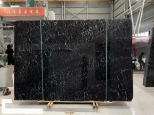 Marbre <span class=keywords><strong>noir</strong></span> Puradas naturel |   Ébène profond avec des veines blanches spectaculaires pour des intérieurs luxueux et audacieux - Product Image 2