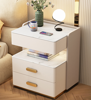 Table de chevet intelligente moderne avec cadre en bois, chargement sans fil, lumière LED réglable et tiroir de rangement pour chambre de luxe