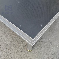 Plateforme de scène carrée en alliage d'aluminium, estrade modulaire pour événements, scène de concert portable, pieds réglables en hauteur, capacité de charge de 800 kg, CE