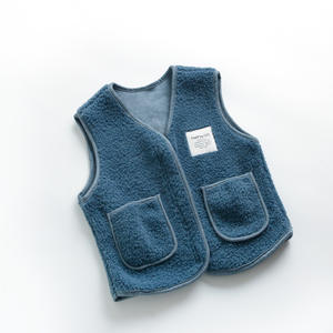 <span class=keywords><strong>2022</strong></span> nouveau gilet en fourrure pour enfants, manteau à dos en fourrure chaude pour garçons et filles, garçons filles âgés de 2 à 10 ans portent un gilet chaud à l'intérieur à l'extérieur - Product Image 1