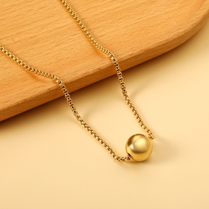 Collares de Moda con Baño de Oro de 18K, Cadenas Personalizadas de Acero Inoxidable, Collares con Colgante de Bola Flotante para Mujer - Product Image 5