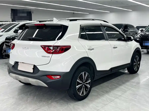 Vente Flash : <span class=keywords><strong>Kia</strong></span> <span class=keywords><strong>Stonic</strong></span> 1.4L CVT Fun Enjoy Version 2021 d'occasion, faible consommation de carburant, petit SUV 5 places avec caméra de recul - Product Image 3