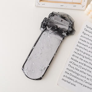 Chaussettes en fibre de verre maillée pour femmes, style estival fin, mignonnes, transparentes, respirantes, mi-tube, chaussettes en pile japonaises - Product Image 5