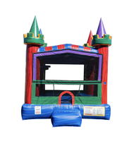 Château gonflable coloré pour enfants, idéal pour les fêtes en plein air et la location