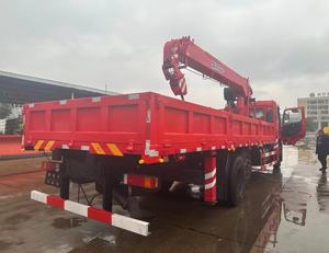 رافعة محمولة على شاحنة دونغفنغ 6×4، رافعة تلسكوبية مستقيمة بحمولة 12 طن، تستخدم في أعمال البناء ونقل البضائع - Product Image 5