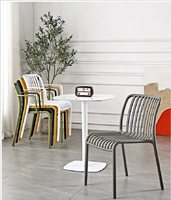 Nouvelle Arrivée Chaises en Plastique PP Empilables Modernes et Durables pour l'Intérieur et l'Extérieur, Idéales pour Appartements