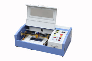 300 * 200mmの作業エリアを持つコンピュータ制御自動処理小型非金属彫刻機 - Product Image 3