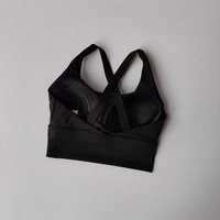 Bra Olahraga Wanita dengan Bantalan Dada Tetap Anti-Guncangan Berkekuatan Tinggi, Bernapas, untuk Yoga dan Lari, Tanpa Kawat, Rajutan Solid
