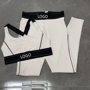 Abbigliamento Sportivo AIL di Alta Qualità per Taglie Forti, Completo da Yoga per Donna, Design Elegante per Palestra e Fitness - Product Image 1