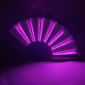 พัดมือเรืองแสง LED สีสันสดใส ขนาด 33 ซม. แบบขายส่ง ปรับแต่งได้ พัดไม้ไผ่พับได้ขนาดใหญ่ 10 นิ้ว สำหรับอุปกรณ์เต้นรำในไนต์คลับ - Product Image 3