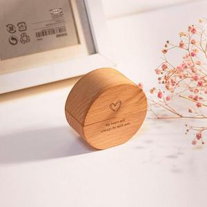 Piccolo ricordo urna in legno per peli di animali domestici urna commemorativa per ceneri umane unico disegno di zampa d'urna per animali - Product Image 5