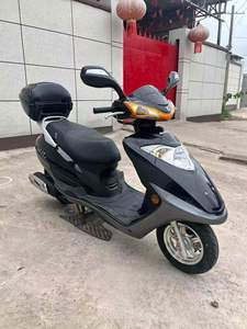 Suzuki <span class=keywords><strong>Tenryu</strong></span> Star 125, 125cc, entièrement d'origine, système d'injection de carburant F1, a parcouru 730 kilomètres, moto d'occasion. - Product Image 6