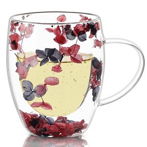 Mug en verre à double paroi en borosilicate de haute qualité de 350 ml au design créatif, best-seller pour le thé, avec fleurs séchées - Product Image 3