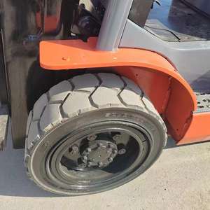 Montacargas Diésel Usado de 3 Toneladas, Altura de Elevación de 4 Metros, Motor Japonés, Bajo Consumo, Alta Eficiencia, Uso Industrial y Minorista - Product Image 6