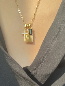 Collier Dazan 2025 plaqué or 18 carats avec trois pendentifs détachables style démon, zircon 5A, croix et carré - Product Image 2