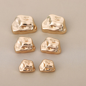 Bán Buôn Chất Lượng Cao Thời Trang Sang Trọng Không Thường Xuyên Kim Loại Nút Tùy Chỉnh Kim Loại Nút Hình Đặc Biệt Nút - Product Image 3