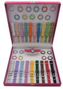 공장 가격 맞춤형 로고 두 시계 키즈 교환 가능한 시계 벨트 스트랩 밴드 소년과 소녀를위한 선물 세트 - Product Image 3