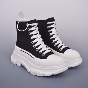 Chaussures décontractées montantes pour hommes avec lacets et design antidérapant, chaussures de marche pour femmes pour couples, style tendance et à la mode - Product Image 1