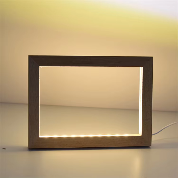 Cornice orizzontale - bianco caldo