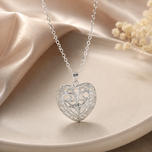 Collana con ciondolo a cuore con motivo traforato vintage, regalo per donna per l'uso quotidiano o per feste - Product Image 6