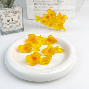 Vente en gros de bonbons en gelée aux fruits divers goûts fruits en cube bonbons mous petit poisson doré collations aux fruits - Product Image 2