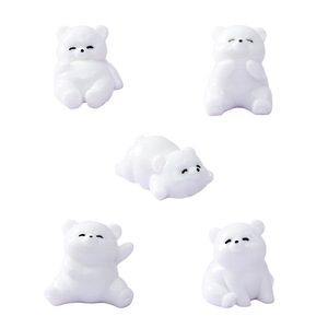 ชุดตุ๊กตาหมีขั้วโลกเรซิ่นขนาดเล็ก งานฝีมือศิลปะ ตกแต่งบ้าน ของประดับตกแต่งโต๊ะ - Product Image 5