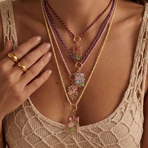 CAIOOCHE Joyería <span class=keywords><strong>de</strong></span> Nicho al por Mayor, Collar con Colgante Chapado en <span class=keywords><strong>Oro</strong></span> <span class=keywords><strong>de</strong></span> Cuerda Trenzada con Flor <span class=keywords><strong>de</strong></span> Cumpleaños Transparente, No se Deslustra - Product Image 2