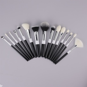 Ym Nhà Máy Chất Lượng Cao Sang Trọng Chuyên Nghiệp Bộ Dụng Cụ Bàn Chải Bất Bàn Chải Trang Điểm Kỹ Thuật Biểu Tượng Tùy Chỉnh - Product Image 1