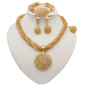 Indian Bollywood Women Jewelry Sets 18K Gold Plated Dubai Gold Necklace Earrings Bangle Fashion Wedding Prom Jewelry Set