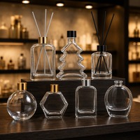 Diffuseur d'arômes en verre pour arbre de Noël avec bouchon en bois réutilisable