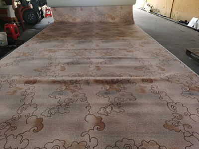 สีน้ำตาล