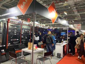 OEM 2024 nouveaux accessoires de voiture seuil de porte tapis de coffre garniture de porte arrière pour <span class=keywords><strong>Toyota</strong></span> <span class=keywords><strong>Corolla</strong></span> <span class=keywords><strong>Touring</strong></span> - Product Image 4