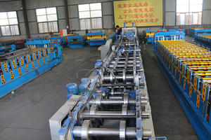 Máy tạo hình cuộn xà gồ Z với kích thước thay đổi và hỗ trợ đục lỗ trên máy tùy chỉnh xà gồ - Product Image 2