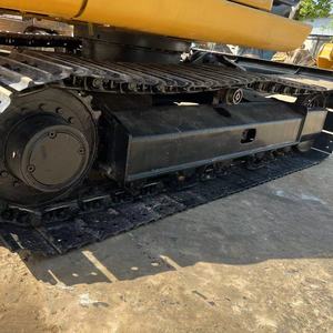 Mini-excavatrice Caterpillar de 7 tonnes d'occasion pour le modèle 307E2 2023, moteur d'origine, capacité de la benne de 0,33 m, en stock, prix avantageux - Product Image 3