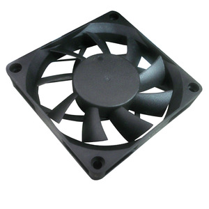 ไอซ์โซล F7015 70x70x15 มม.พัดลมแชสซีแบบลูกปืนคู่ 4 พิน PWM ควบคุมความเร็วสำหรับเดสก์ท็อปซีพียูคูลเลอร์เปลี่ยน - Product Image 1