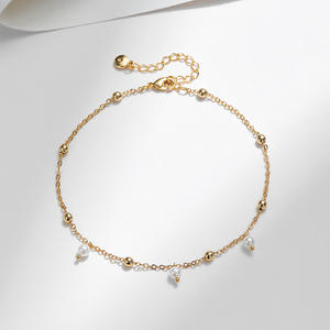 Chaîne de cheville perlée plaquée <span class=keywords><strong>or</strong></span> 18 carats de qualité supérieure avec breloques en perles, bijou de <span class=keywords><strong>pied</strong></span> réglable en cuivre pour <span class=keywords><strong>femme</strong></span> - Product Image 5