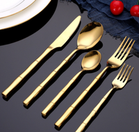 Couteau à steak de luxe en acier Damas, écologique, jetable, design vintage, avec logo personnalisé, pour hôtels et mariages, vaisselle dorée et argentée