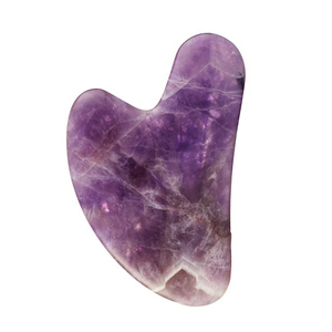 Massaggiatore facciale gua sha con cuore in cristallo di giada verde nefrite - Product Image 2