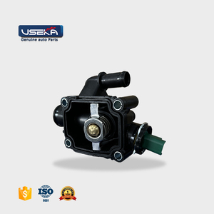 Carcasa de termostato OE 1336Z0 9647265980 de alta calidad para coches <span class=keywords><strong>Peugeot</strong></span> 207 <span class=keywords><strong>208</strong></span> 2008 307 308 utiliza Material plástico refrigerante del motor - Product Image 1